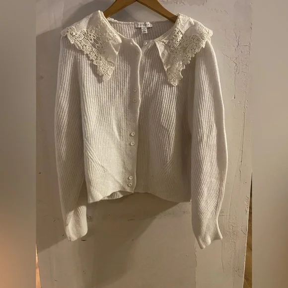 Topshop Cream Lace Collar Cardigan - Picture 2 of 5